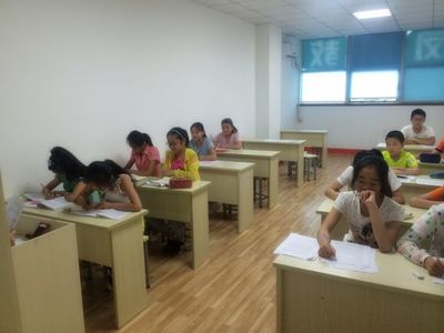 【鳳凰教育團(tuán)購】_鳳凰教育單人心理咨詢課_百度糯米